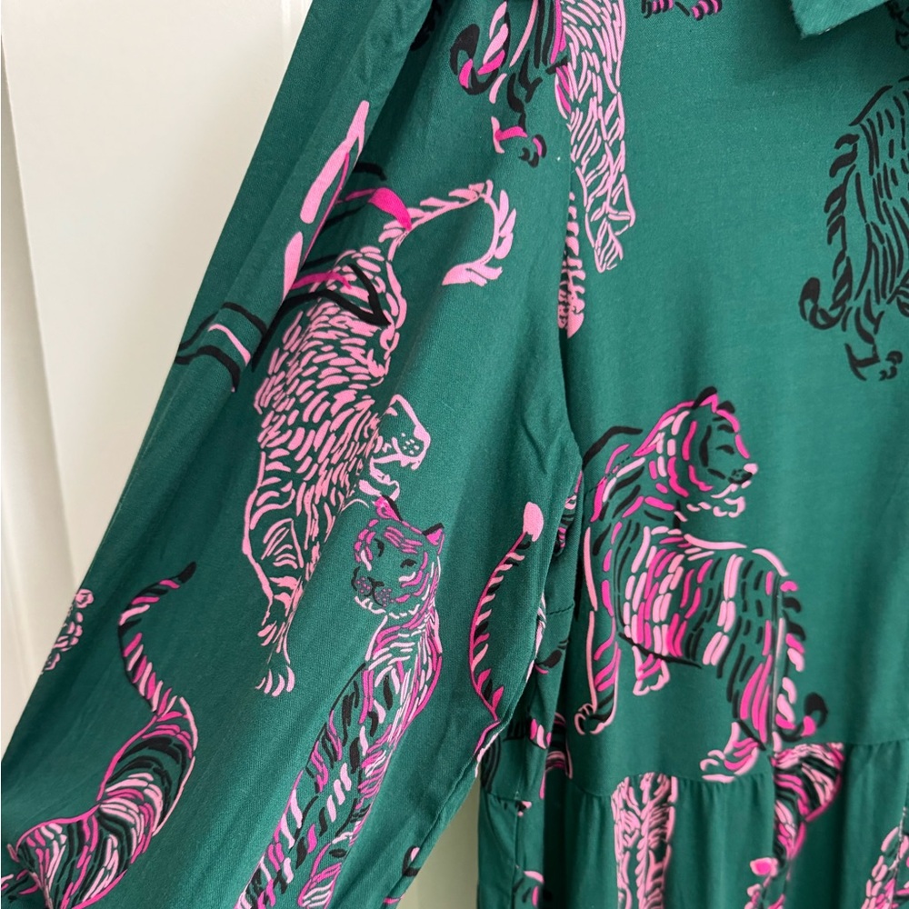 NWT Crown & Ivy Teal and Pink Animal Print Midi Dress - Picture 4 of 13
